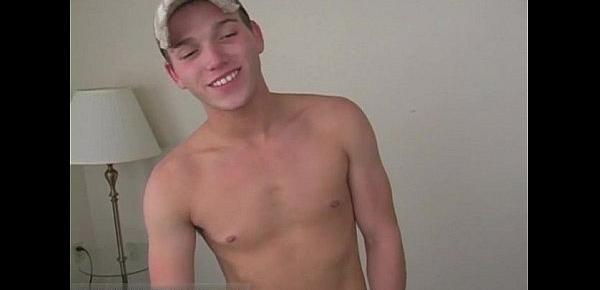  Gay clip of Will peels off down and fondles his body while playing